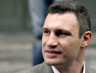 Виталий Кличко поведе 15 хил. души в подкрепа на Тимошенко