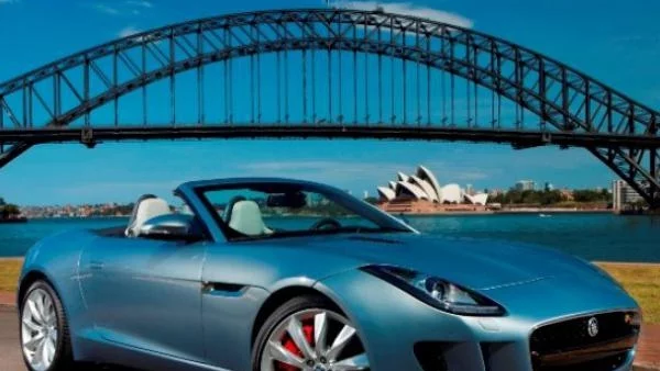 Цената на Jaguar F-TYPE стартира от 146 600 лв.