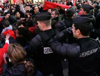 В Тунис дадоха условни присъди за нападението над американското посолство