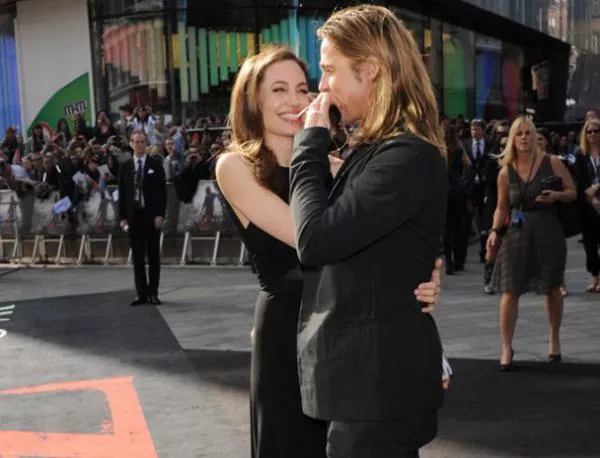 Анджелина придружи Брад Пит на премиерата на новия му филм