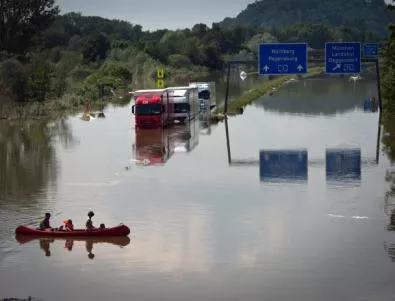 Северна Германия продължава да се бори с наводненията 