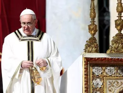 Папа Франциск: Във Ватикана има гей лоби и корупция 