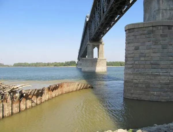 С Румъния ще работим за изграждане на трети мост над Дунав