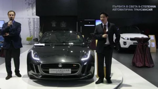 Jaguar F-Type е една от звездите в „Интер Експо Център“