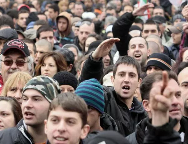 Представители на протестиращите: Назначението на Пеевски е политически монопол