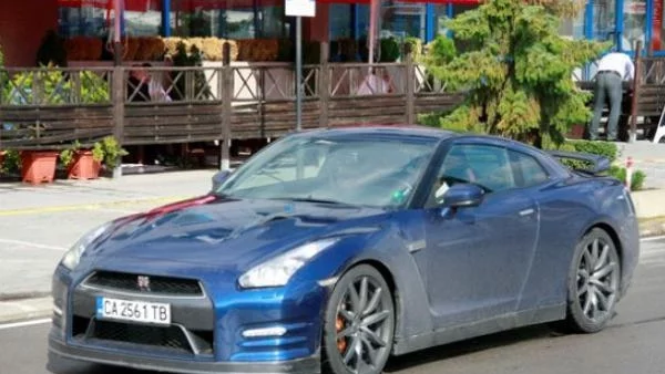 Nissan дава шанса да тествате GT-R (тест драйв)