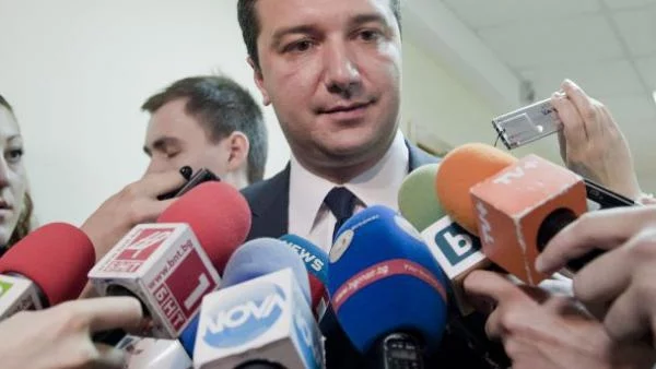 Стойнев: Токът може да поевтинее с 5% от 1 юли