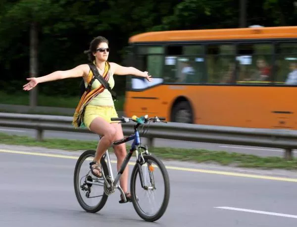 Глобяват велосипедисти в София 
