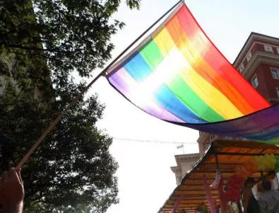Руски депутат иска казаци да наказват гейовете с нагайки
