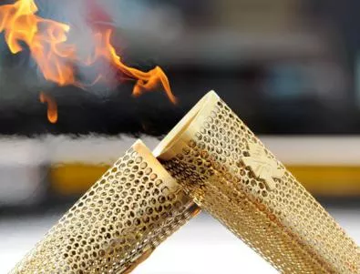 Олимпийският огън бе посрещнат символично в Бургас