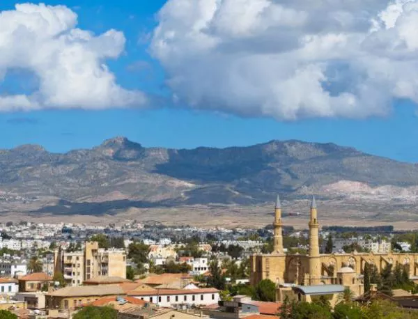 Кипър ще строи завод за втечнен природен газ 