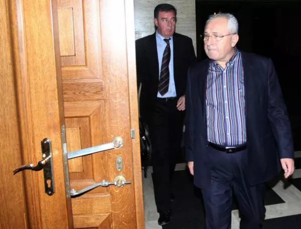 Двама бивши депутати от ДПС получиха по 10 и 11 години затвор на първа инстанция
