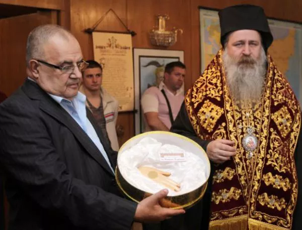 Църквата с яростен отпор срещу Божидар Димитров