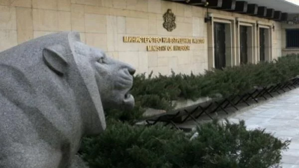Правителството дава още 1.5 млн. на МВР за охрана