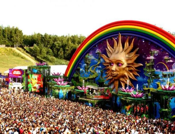 Стани част от най-мащабния фестивал Tomorrowland 