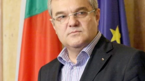 Румен Петков: Беше направена много груба грешка и беше предизвикана агресия у протестиращите