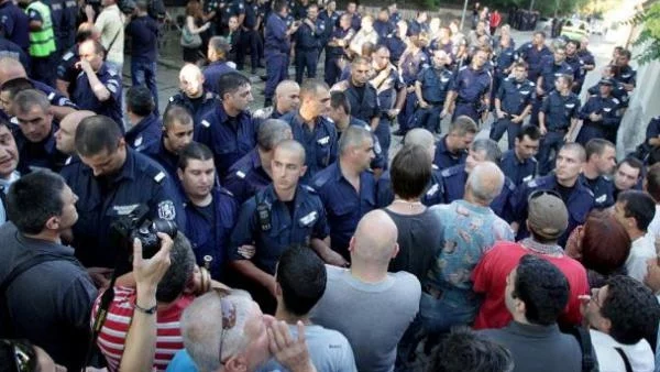 АФП: Животът е "непоносим" за повечето българи