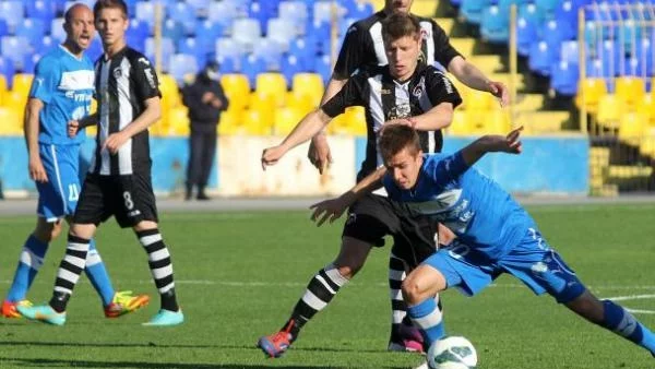 Левски се закотви на последно място