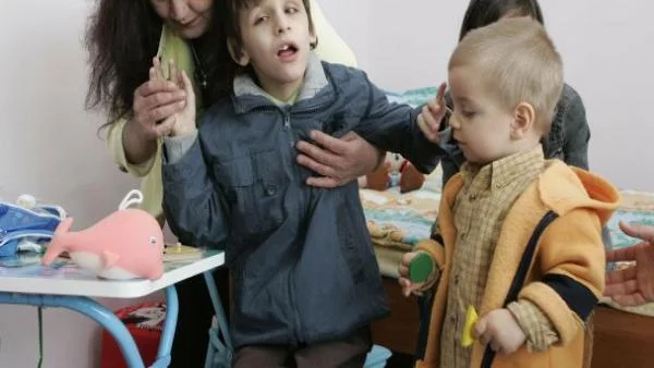 Служителите на Дома за деца-Видин си искат директора