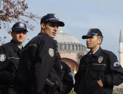 Турция: Полицията задържа 20 души в навечерието на съдебното заседание по мегаделото 
