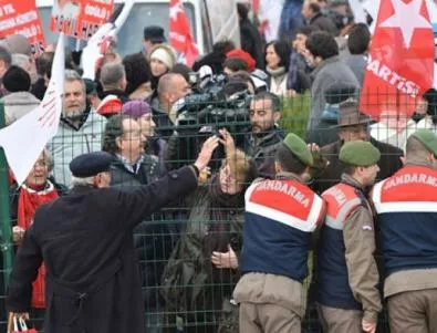 Турската опозиция: Решението по 
