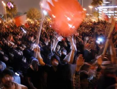 Кралят на Бахрейн забрани протестите в столицата
