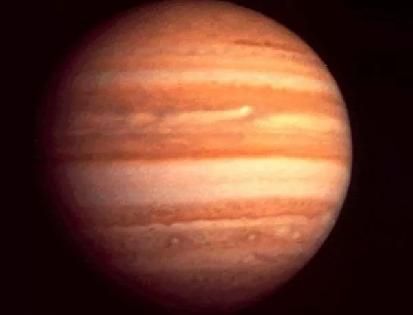 НАСА смята, че спътник на Юпитер може да стане обитаем 