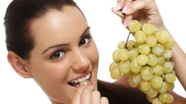 Хапвайте грозде за по-добър сън