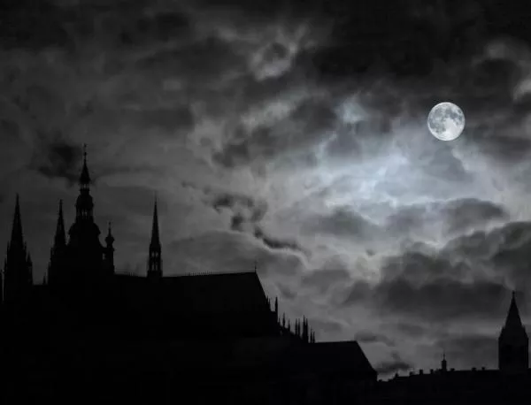 Енергийни вампири: истина или мит? Разказът на един психолог