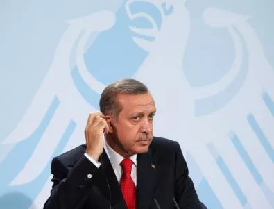 Ердоган се разплака в ефир заради убийство на египтянка