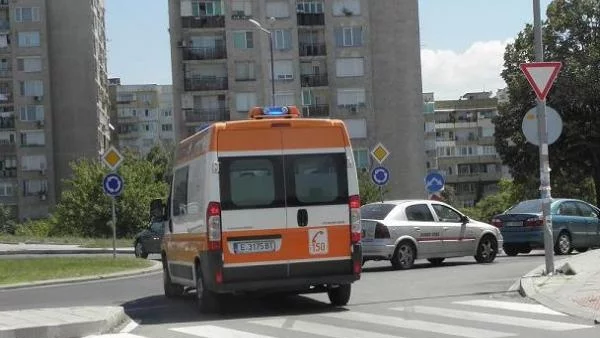 Дете е с опасност за живота след падане от велосипед