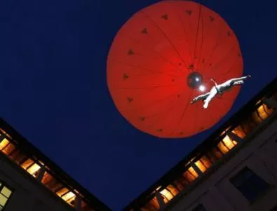 Balloonic открива Sofia Dance Week от 20 метра височина (снимки) 