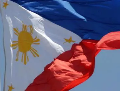 Филипински маоисти взривиха фекална бомба