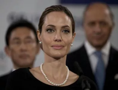 Анджелина Джоли ще получи почетен Оскар