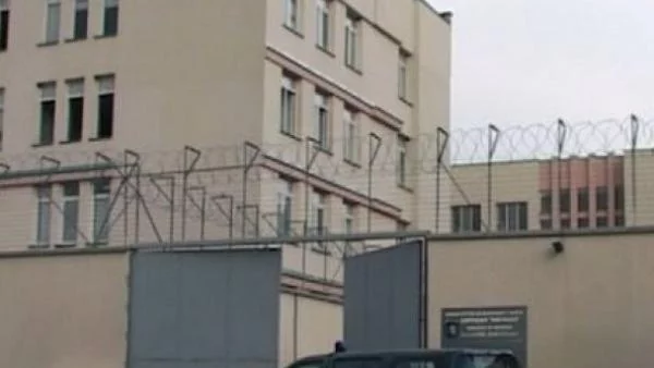 Бежанци обявиха гладна стачка в Бусманци, отнасяли се зле с тях
