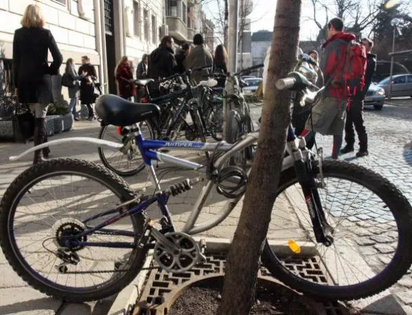 Германец изобрети велосипед с ръчни и крачни педали