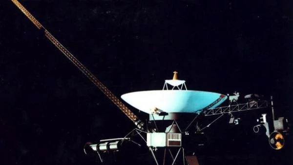 Космическата сонда Voyager излезе от Слънчевата система 