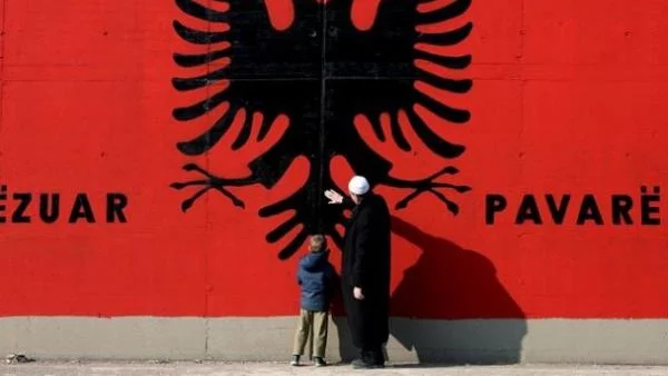 Стотици албанчета без първи учебен ден заради кръвното отмъщение
