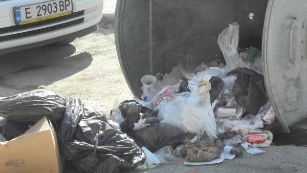 Видинските боклукчии отново стачкуват 