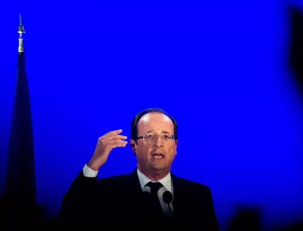 Франсоа Оланд срещу ниския рейтинга, изборните загуби и проблемите в правителството 
