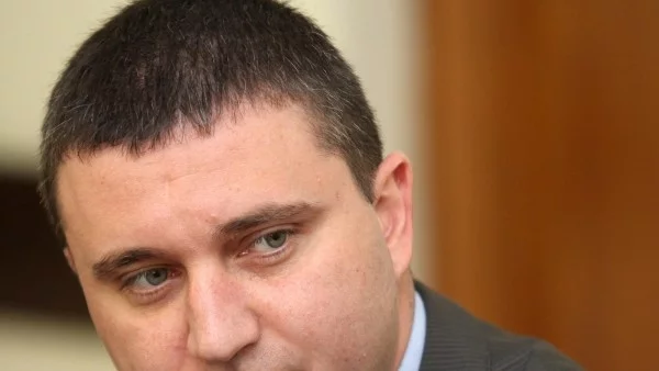 Горанов обясни, че се маха от парламента, за да си опази репутацията на експерт