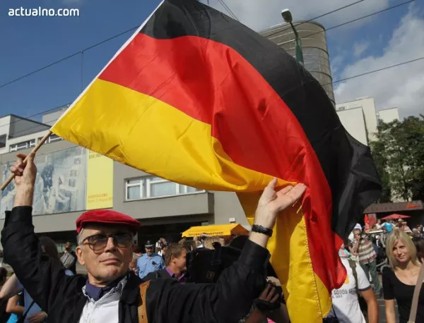Населението на Германия нараства благодарение на имиграцията 