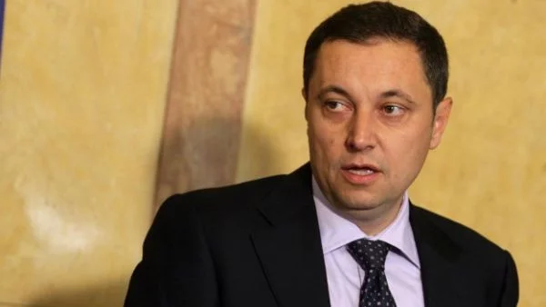 ВСС: Яне Янев накърнява доброто име на съдиите