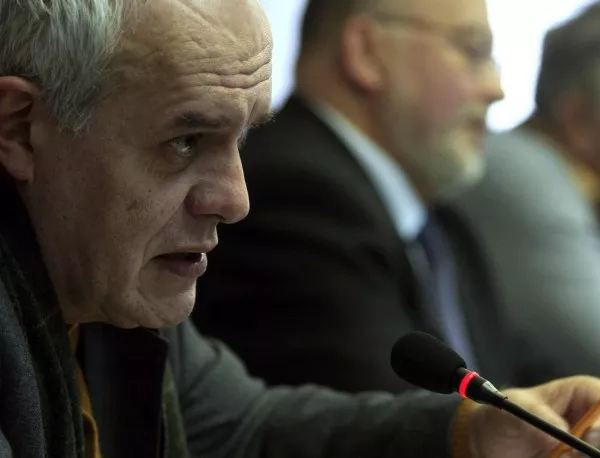 Станишев, Местан и Сидеров не хвърлят оставка, защото ги е страх от Борисов