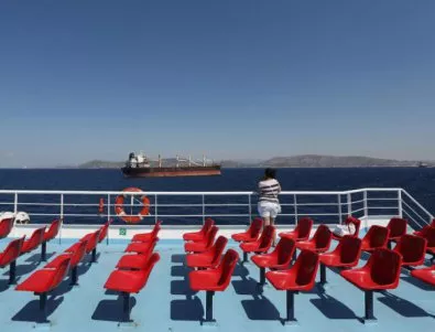 Гръцките фериботи няма да работят във вторник и сряда заради стачка
