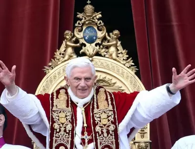 Бенедикт XVI поиска прошка за сексуалните посегателства над деца 