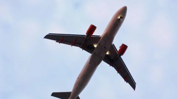 Турски самолет кацна аварийно заради сигнал за бомба на борда