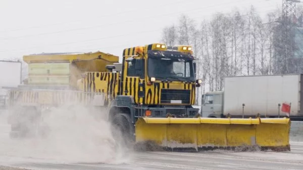 Фирма на съпруга на депутат от ДПС ще чисти снега в Хасково