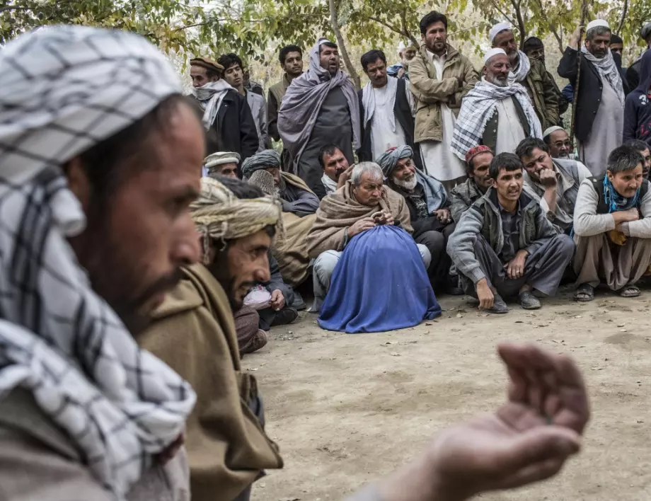 Коронавирусът удря силно и по договора между САЩ и талибаните