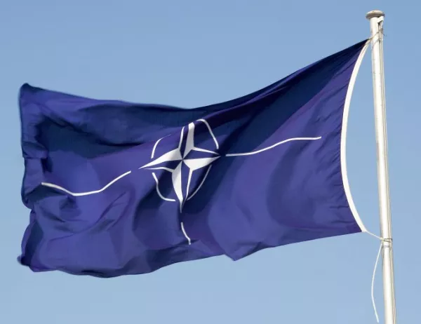 НАТО приема решението на Сърбия за военен неутралитет